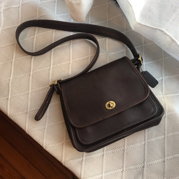 Coach Handbags - VINTAGE COACH RAMBLER IN MAHOGANY/BRASS #9061